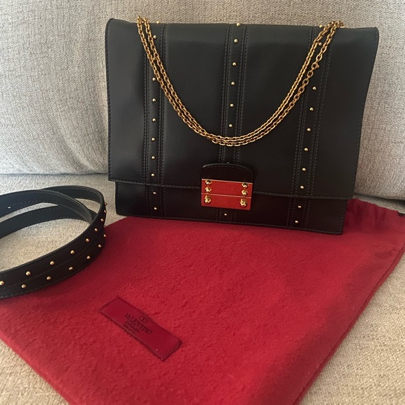 Valentino leather shoulder bag in Dark Blue with Gold Studs. - Picture 2 of 16
